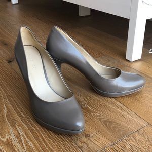 Nine West Leather Grayish Brown Heels